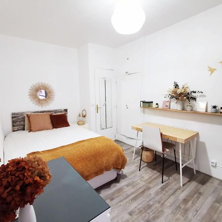 Ferienwohnung Appt Cosy Chic, 4 Couchages + Lit Bebe, Paris 12E Exterior foto